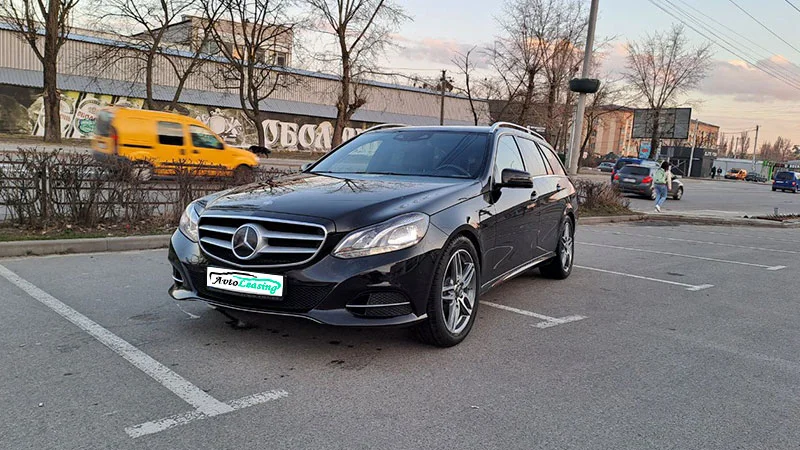 Mercedes-Benz-E300-2013-2