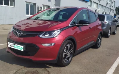 Opel-Ampera-e-2017-(18)