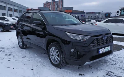 Toyota RAV4 hebrid black 2019 (13)